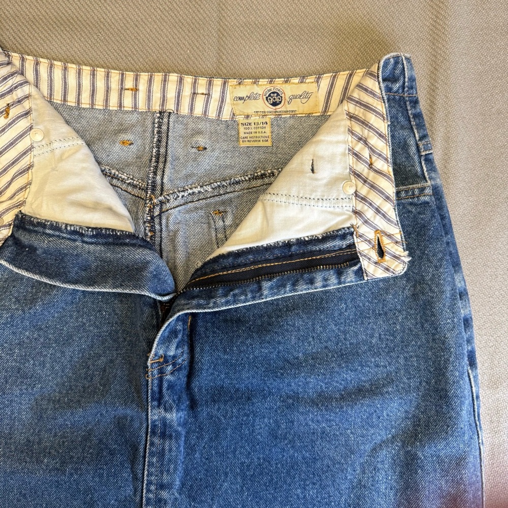 GAP Denim Skirt VINTAGE 80/90s 100% Cotton, USA made Button Back Detail Women's - Picture 8 of 16